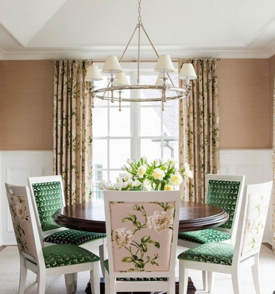 Classic Ring chandelier by Chapman & Myers by Visual Comfort