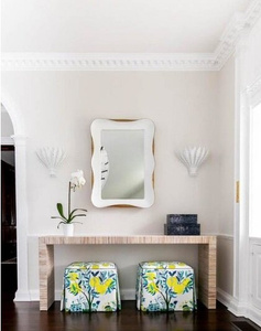 Aerin Hampton wall lamp