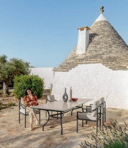 Capri table by Talenti