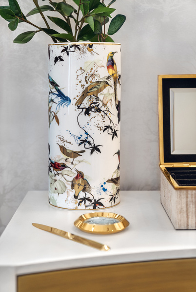 Large Roberto Cavalli Home vase, from the Garden's Birds collection