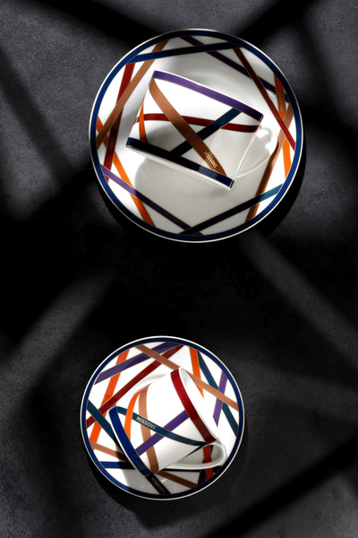 A set of six Missoni Home dessert plates from the Nastri Multicolor collection