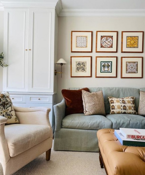 Kinkiet Hackney projektu J. Randall Powers