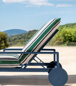 Venice lounger by Talenti