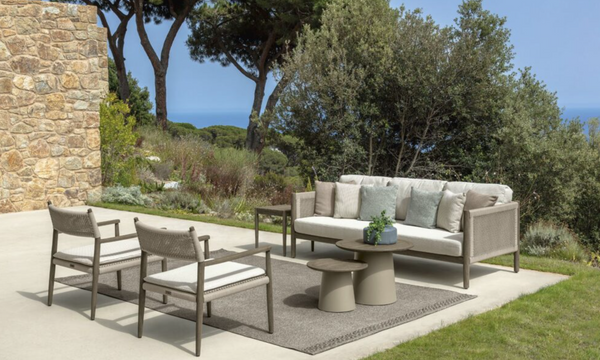 Dolcevita coffee table by Talenti