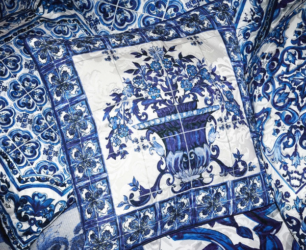 Dolce&Gabbana silk pillow, Blu Mediterraneo