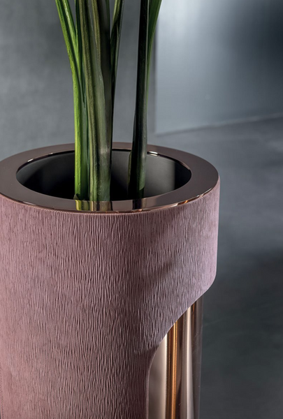 Harper Cachepot garden planter by Longhi