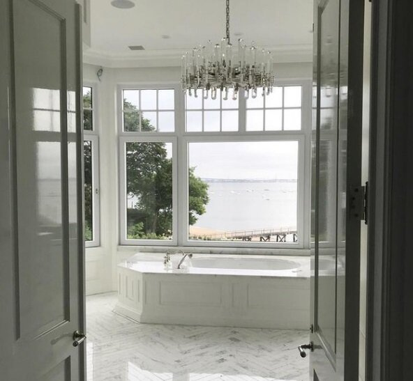 Aerin Bonnington Large Chandelier