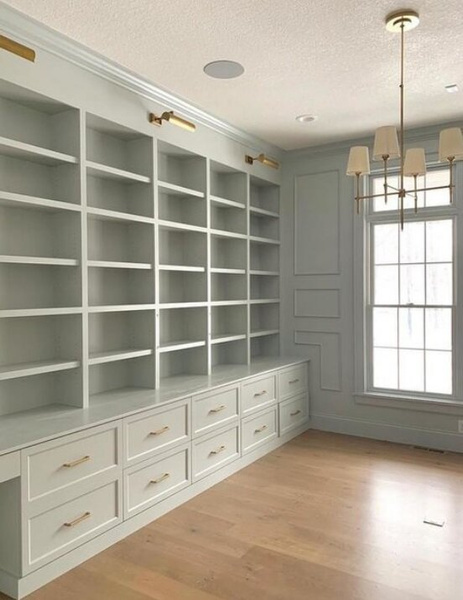 Żyrandol Bryant Small  projektu Thomas O'Brien