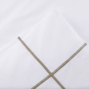 Yves Delorme comforter cover, from the Athena (Pierre) collection