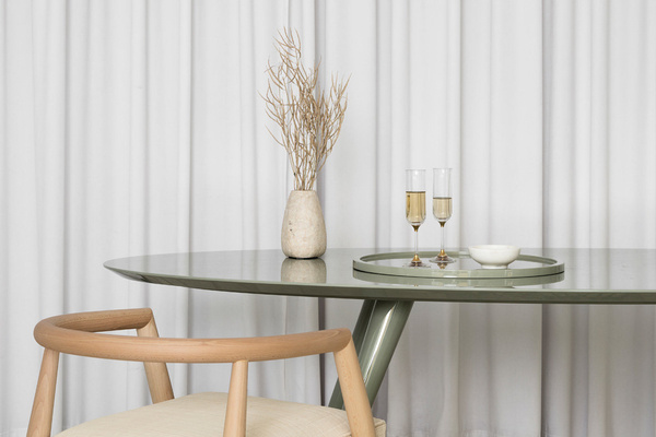 Stół Dom Edizioni Andrea