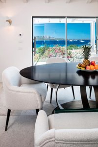 Table Dom Edizioni Andrew