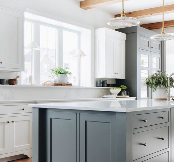 J.Randall Powers Hackney table lamp