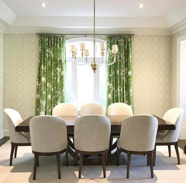 Thomas O'Brien Vivian Large Chandelier