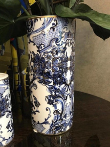 Large Roberto Cavalli Home vase, from the Azulejos collection