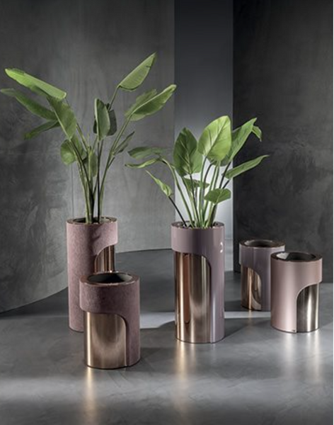 Harper Cachepot garden planter by Longhi