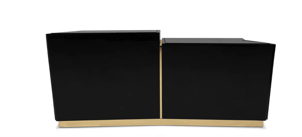 Beyond table by Luxxu