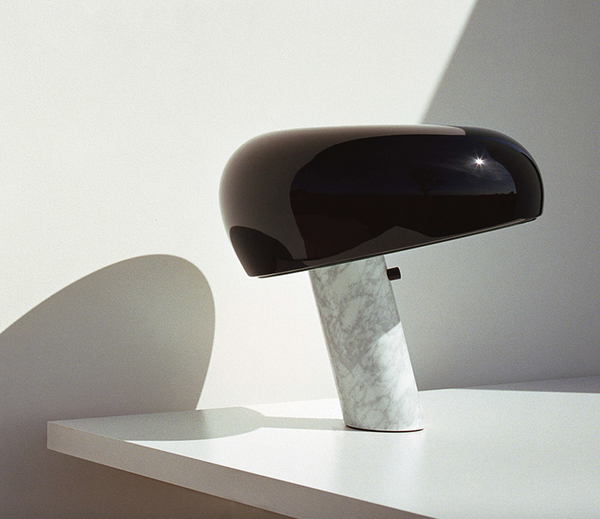 Snoopy table lamp by Flos