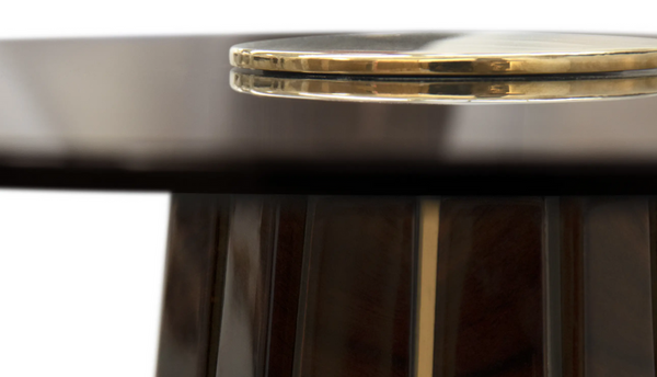 Darian II table by Luxxu