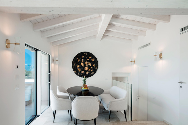 Table Dom Edizioni Andrew