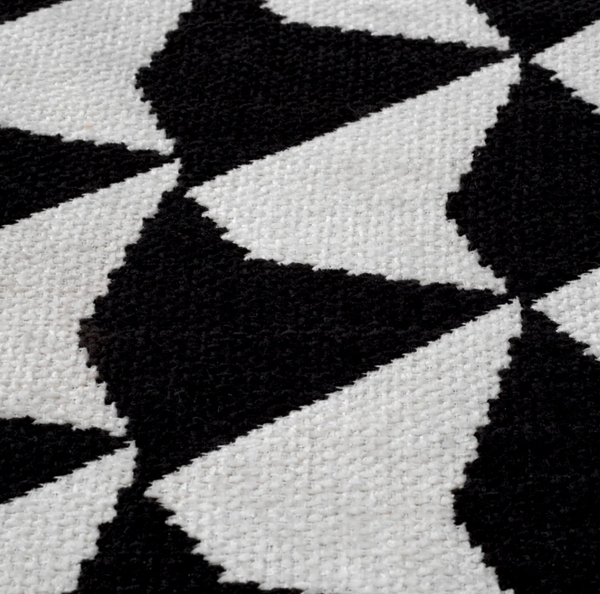 Fotel Toledo marki Eichholtz