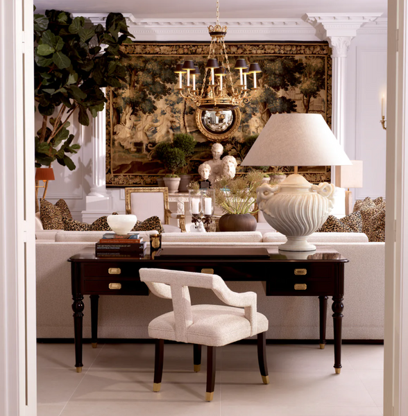 Antonine table lamp by Eichholtz