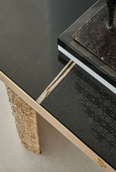 Konsola Moco marki Roberto Cavalli Home Interiors