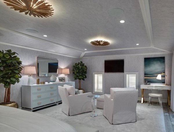 Claymore Grande plafond designed by E.F Chapman