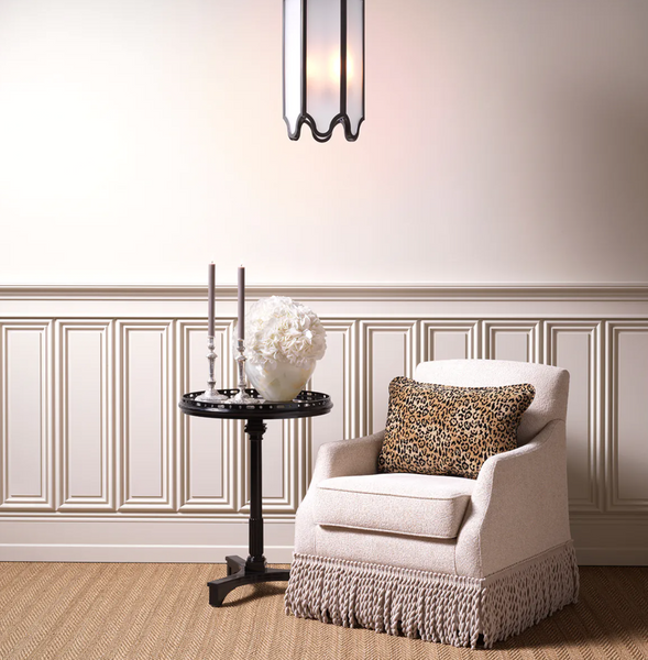 Roentgen side table from Eichholtz