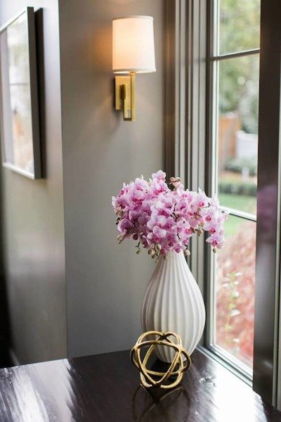 Barbara Barry Aspect wall lamp