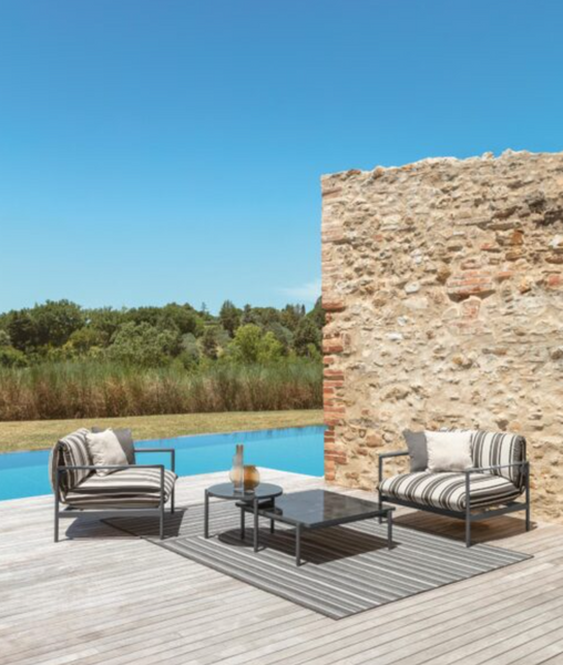 Nalu coffee table by Talenti