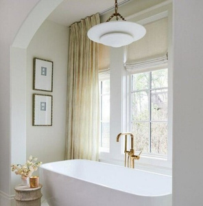 Żyrandol Aerin Mollino Medium marki Visual Comfort