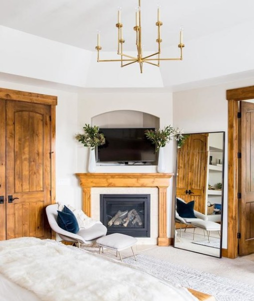 Thomas O'Brien Ziyi Large Chandelier