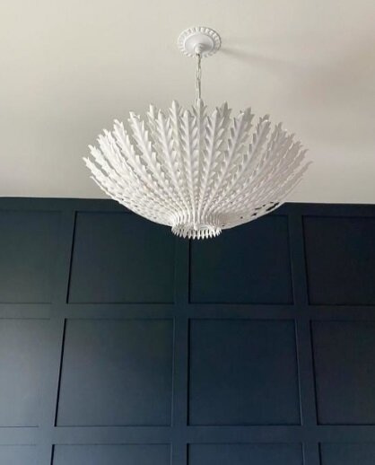 Aerin Hampton Large chandelier