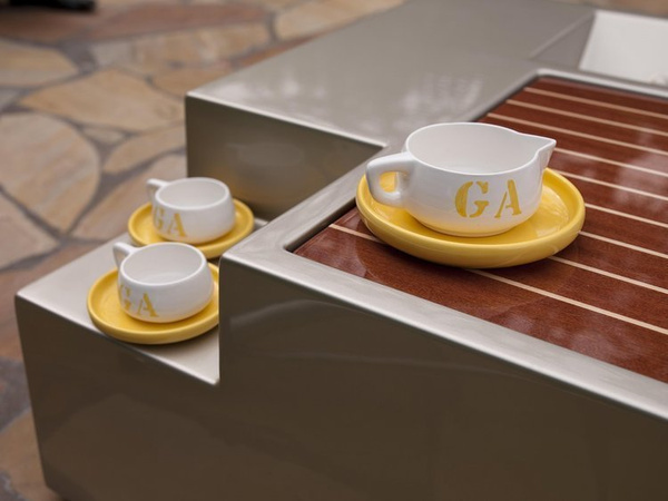 Longhi Roadster Garden Table