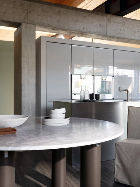 Daen 36 table by Gervasoni 1882