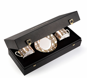 Zestaw dwóch filiżanek do herbaty Roberto Cavalli Home, z kolekcji Monogram Gold