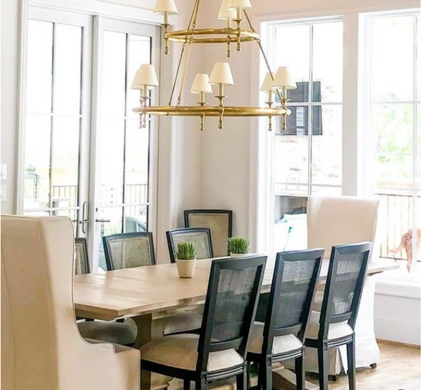 Chandelier E.F Chapman Classic Ring