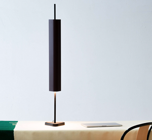 Lampa stołowa Emi marki Flos