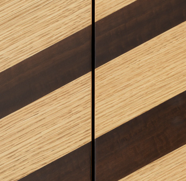 Wexford bar by Eichholtz